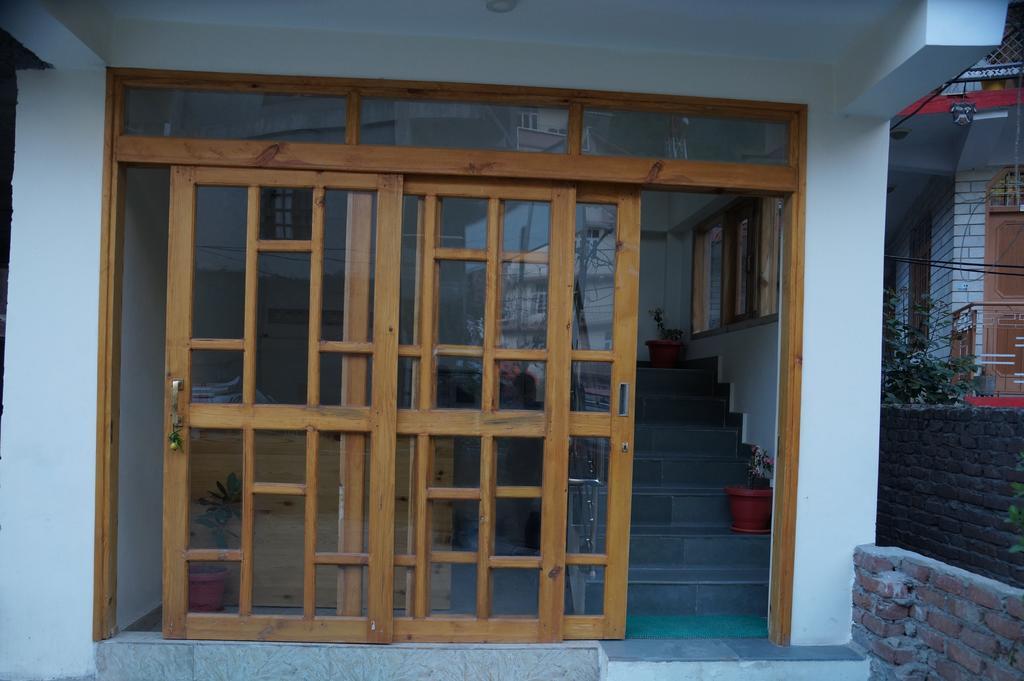 Hotel Ambika - Manali (Himachal Pradesh) — Photos 1
